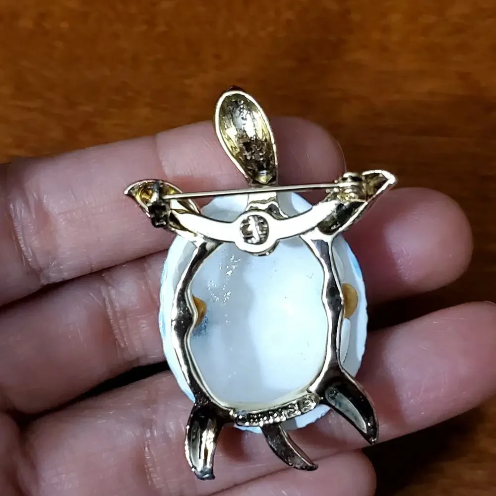 Vintage Gerrys Gold Tone Blue Enamel Turtle Brooch Pin Signed 1.5